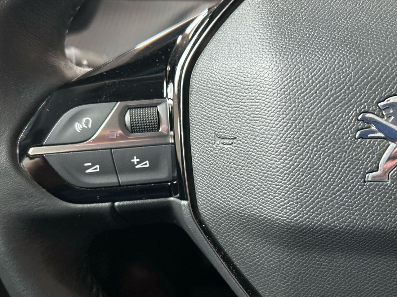 Peugeot 2008 Puretech 100 S&S Active Pack 75 kW (100 CV) - foto 20