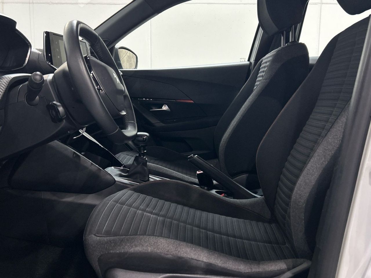 Peugeot 2008 Puretech 100 S&S Active Pack 75 kW (100 CV) - foto 11