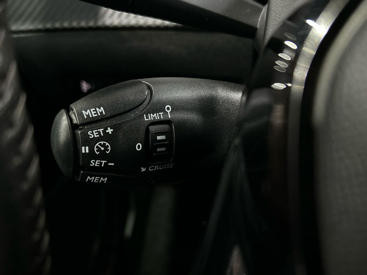 Peugeot 2008 Puretech 100 S&S Active Pack 75 kW (100 CV) - foto 35