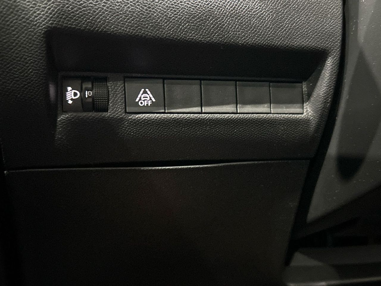 Peugeot 2008 Puretech 100 S&S Active Pack 75 kW (100 CV) - foto 33