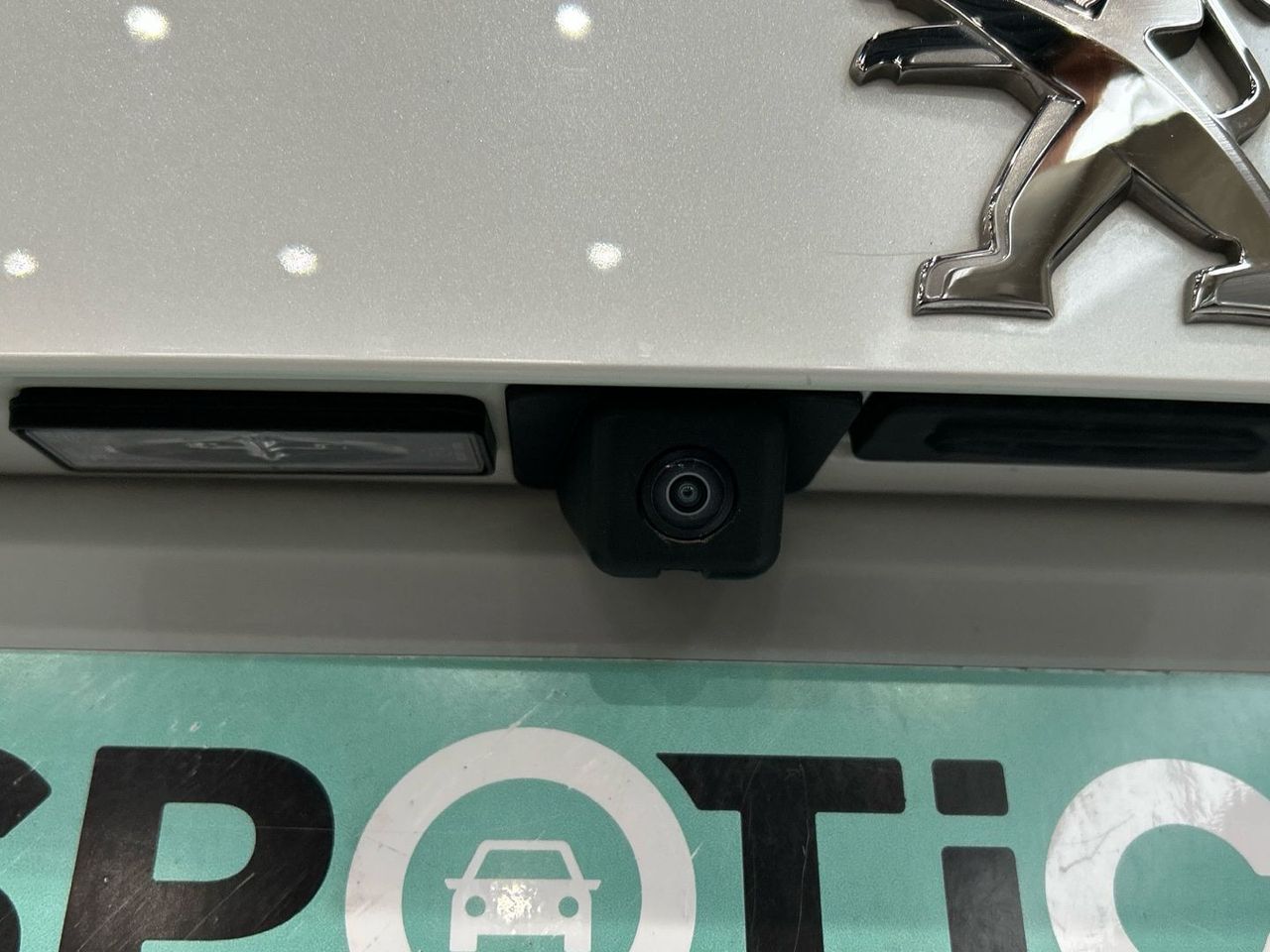 Peugeot 2008 Puretech 100 S&S Active Pack 75 kW (100 CV) - foto 30