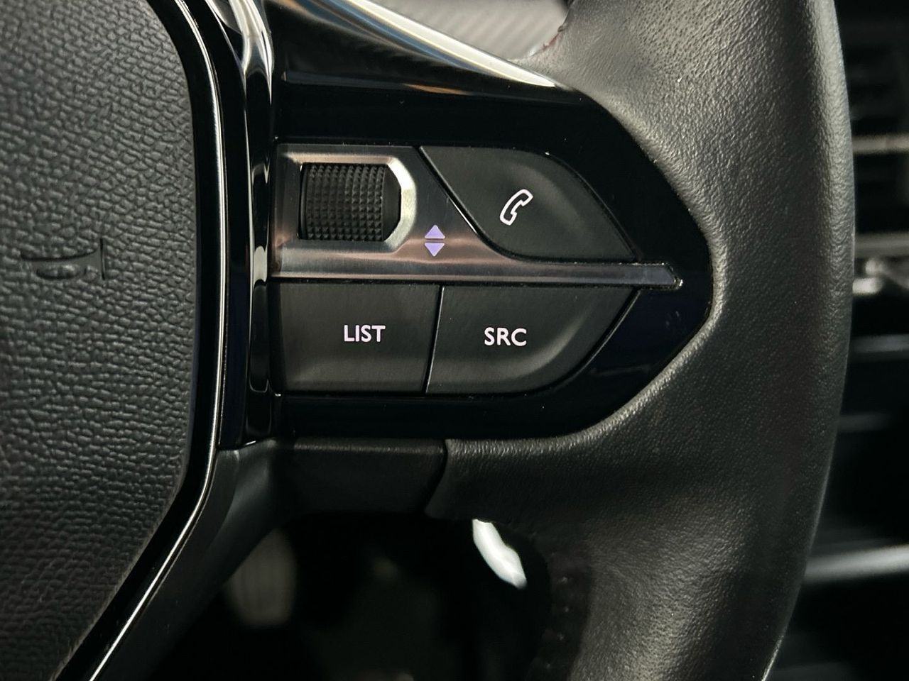 Peugeot 2008 Puretech 100 S&S Active Pack 75 kW (100 CV) - foto 37