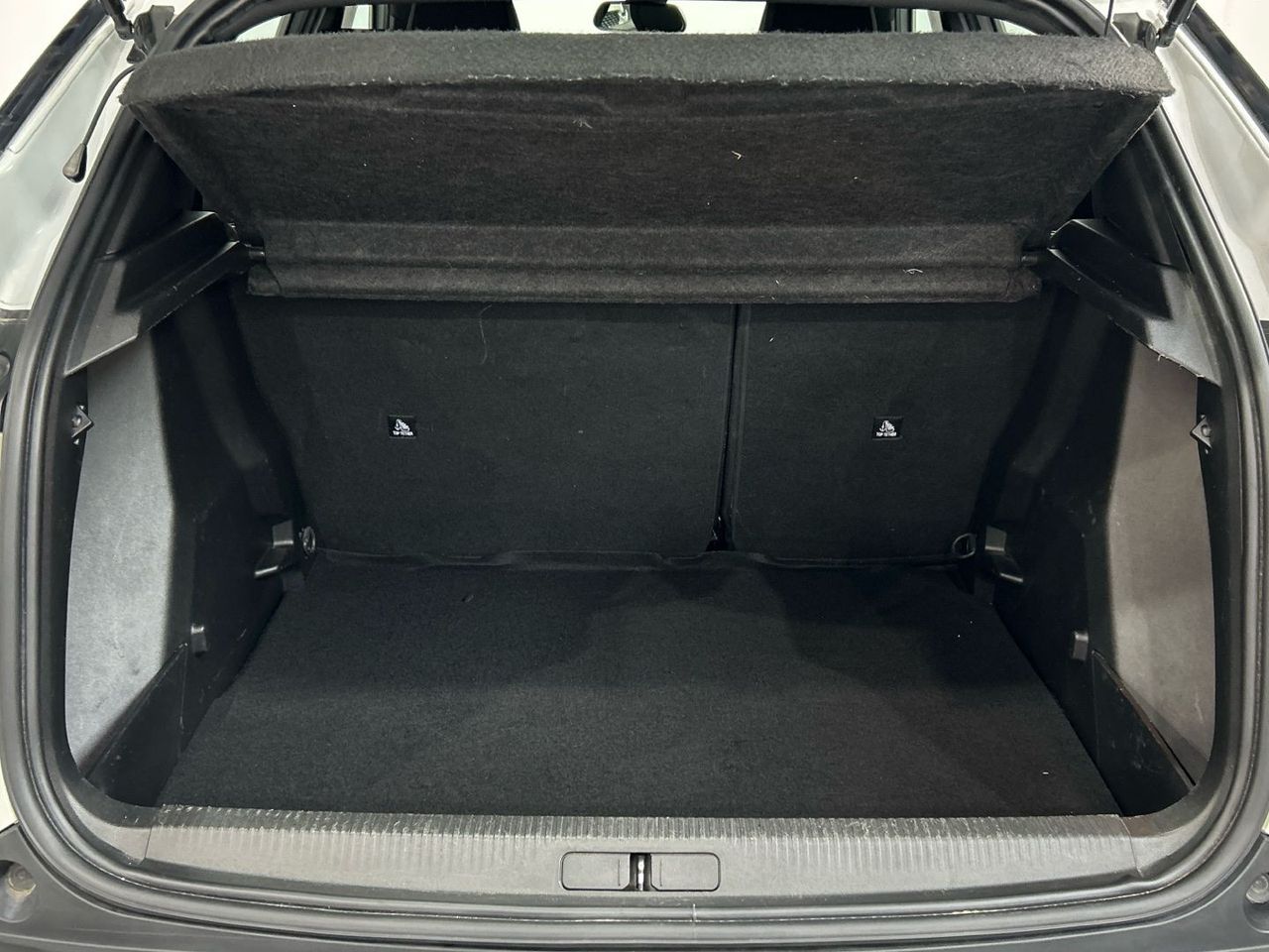 Peugeot 2008 Puretech 100 S&S Active Pack 75 kW (100 CV) - foto 6