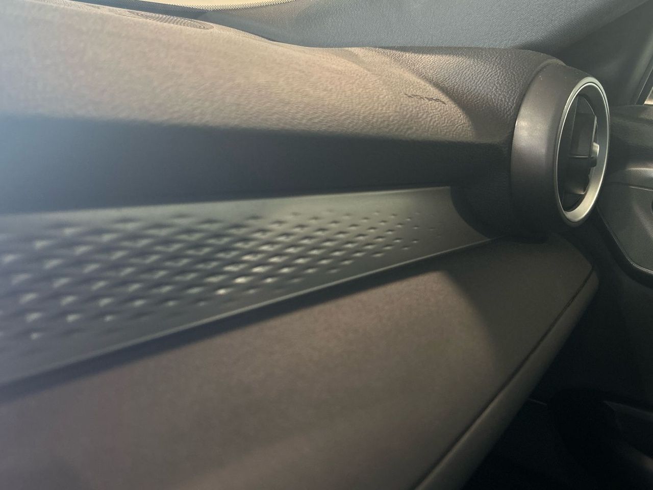 Alfa Romeo Tonale 1.6 DS Sprint FWD 96 kW (130 CV) - foto 30