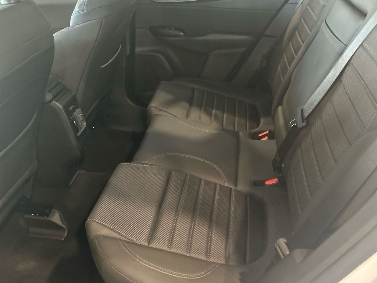 Alfa Romeo Tonale 1.6 DS Sprint FWD 96 kW (130 CV) - foto 12