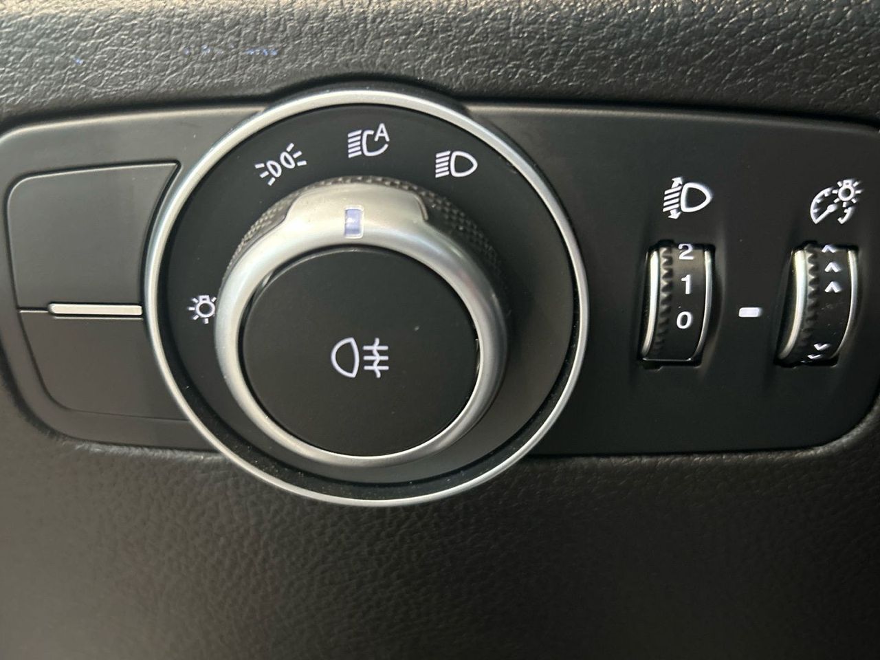 Alfa Romeo Tonale 1.6 DS Sprint FWD 96 kW (130 CV) - foto 27