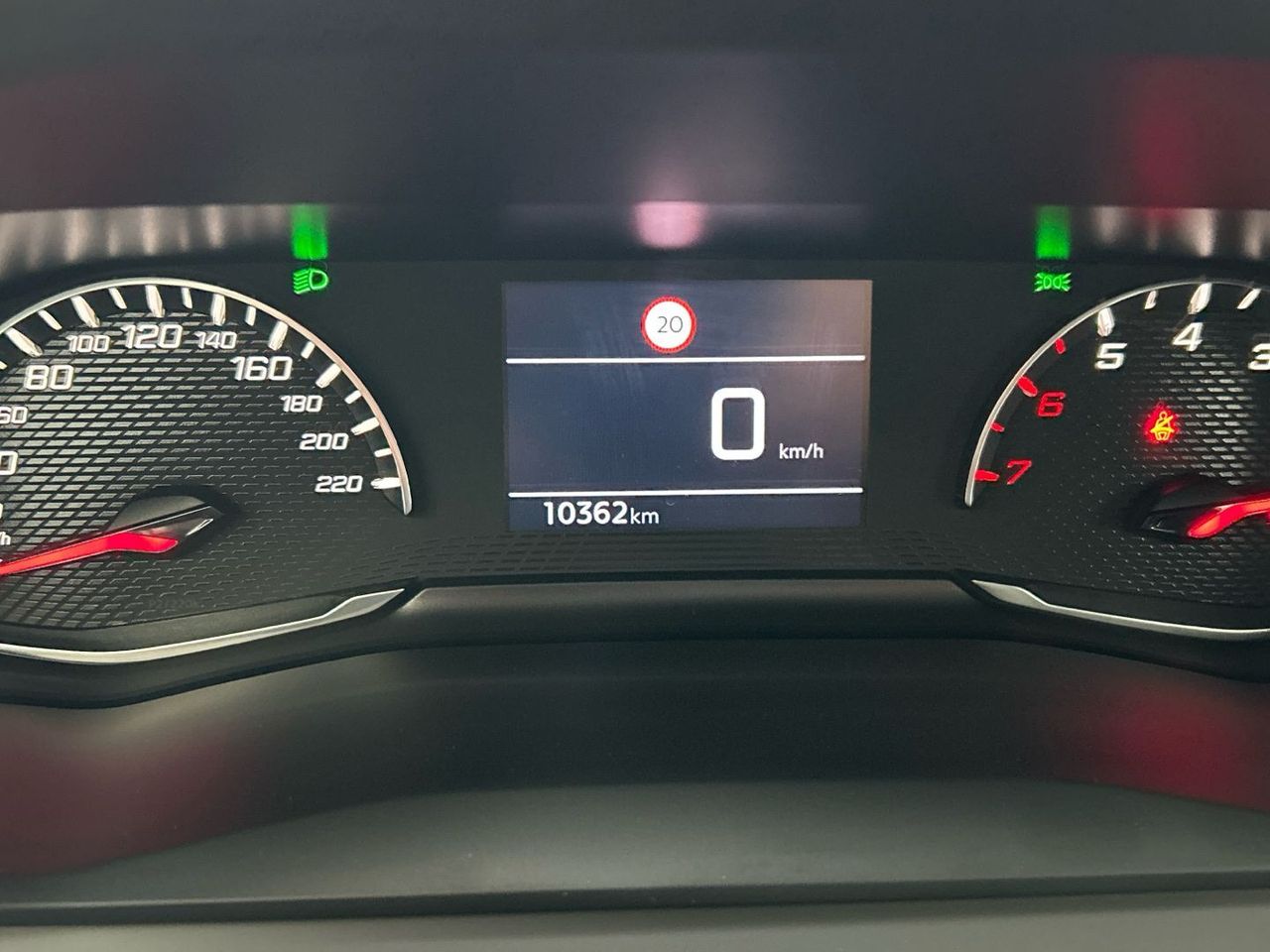 Peugeot 208 PureTech 100 Active 75 kW (100 CV) - foto 10