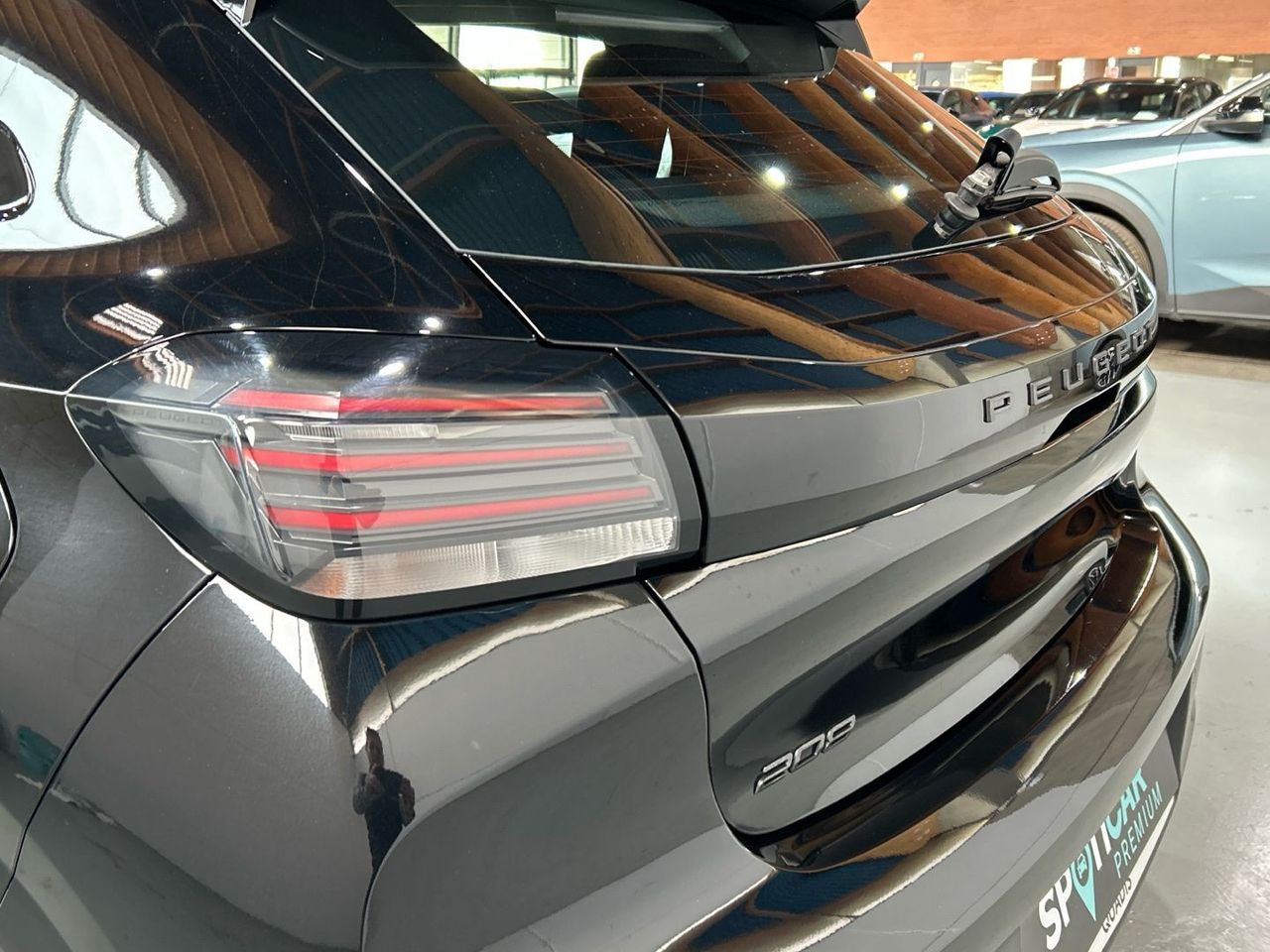 Peugeot 208 PureTech 100 Active 75 kW (100 CV) - foto 17
