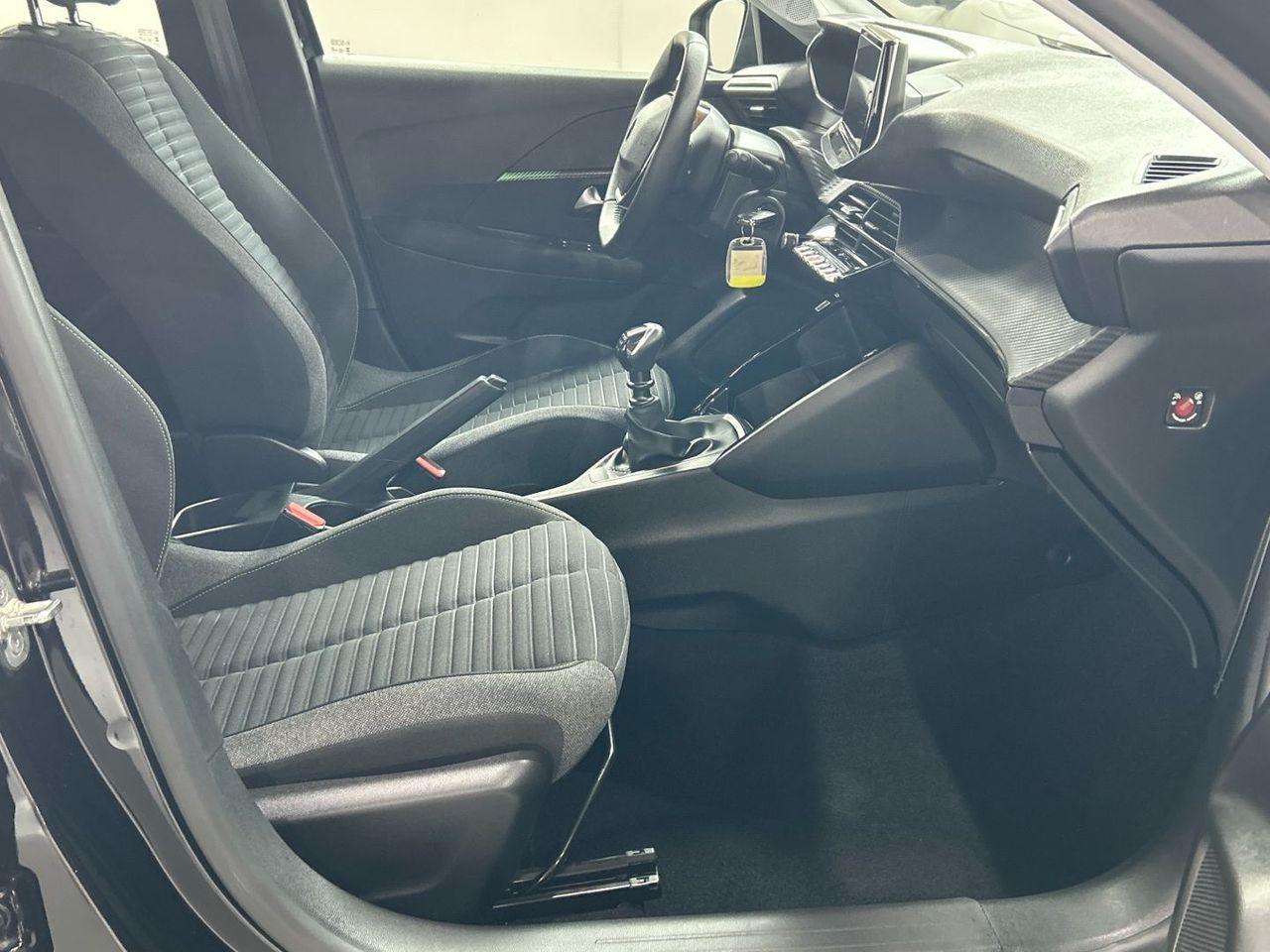 Peugeot 208 PureTech 100 Active 75 kW (100 CV) - foto 25