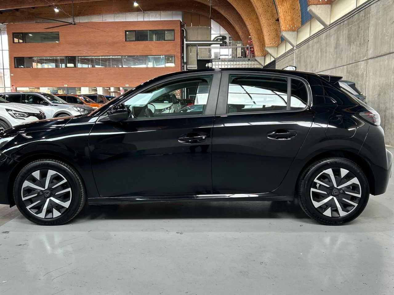 Peugeot 208 PureTech 100 Active 75 kW (100 CV) - foto 26