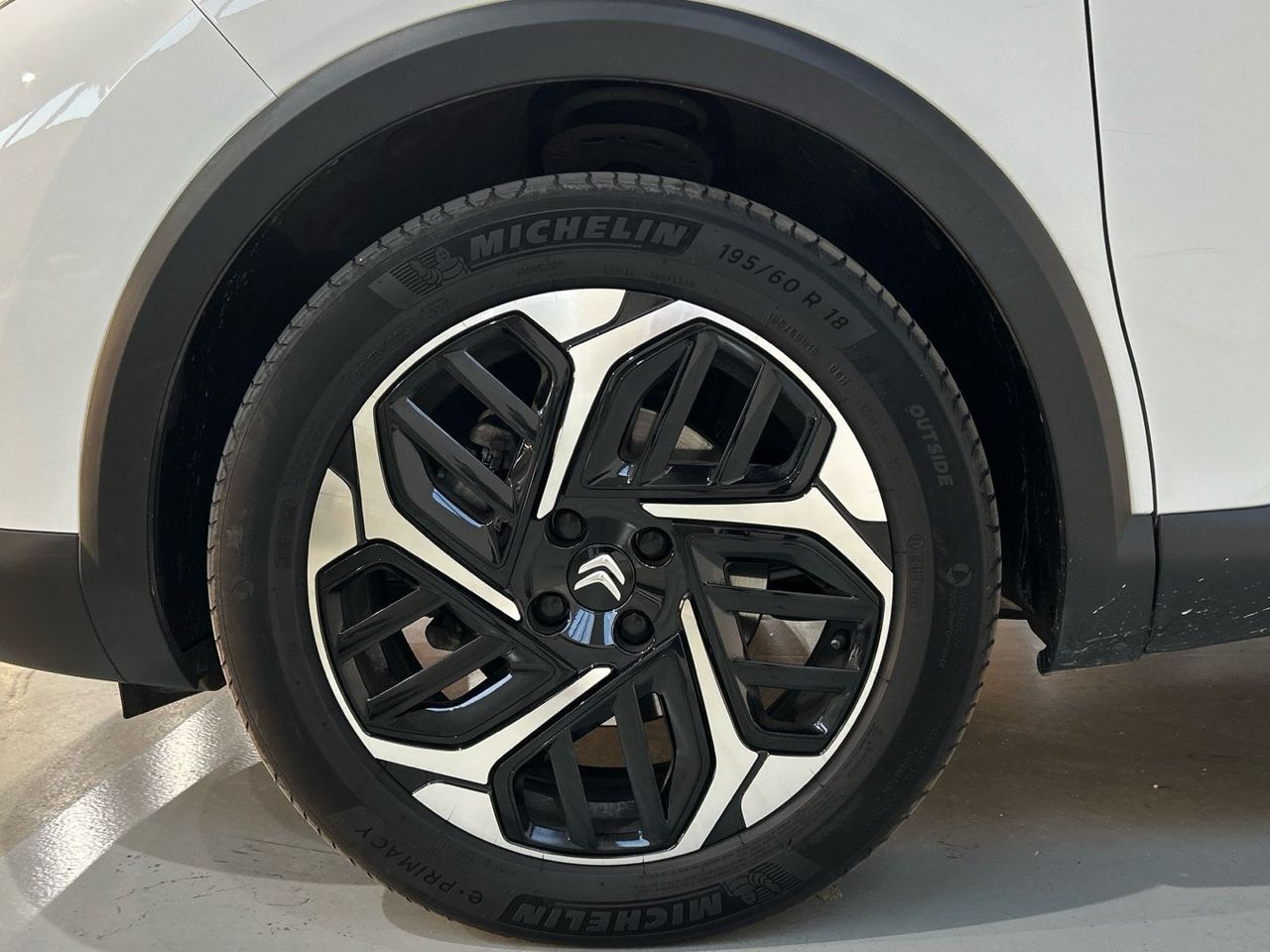 Citroën C4 BlueHDi 130 S&S Feel Pack EAT8 96 kW (130 CV) - foto 13