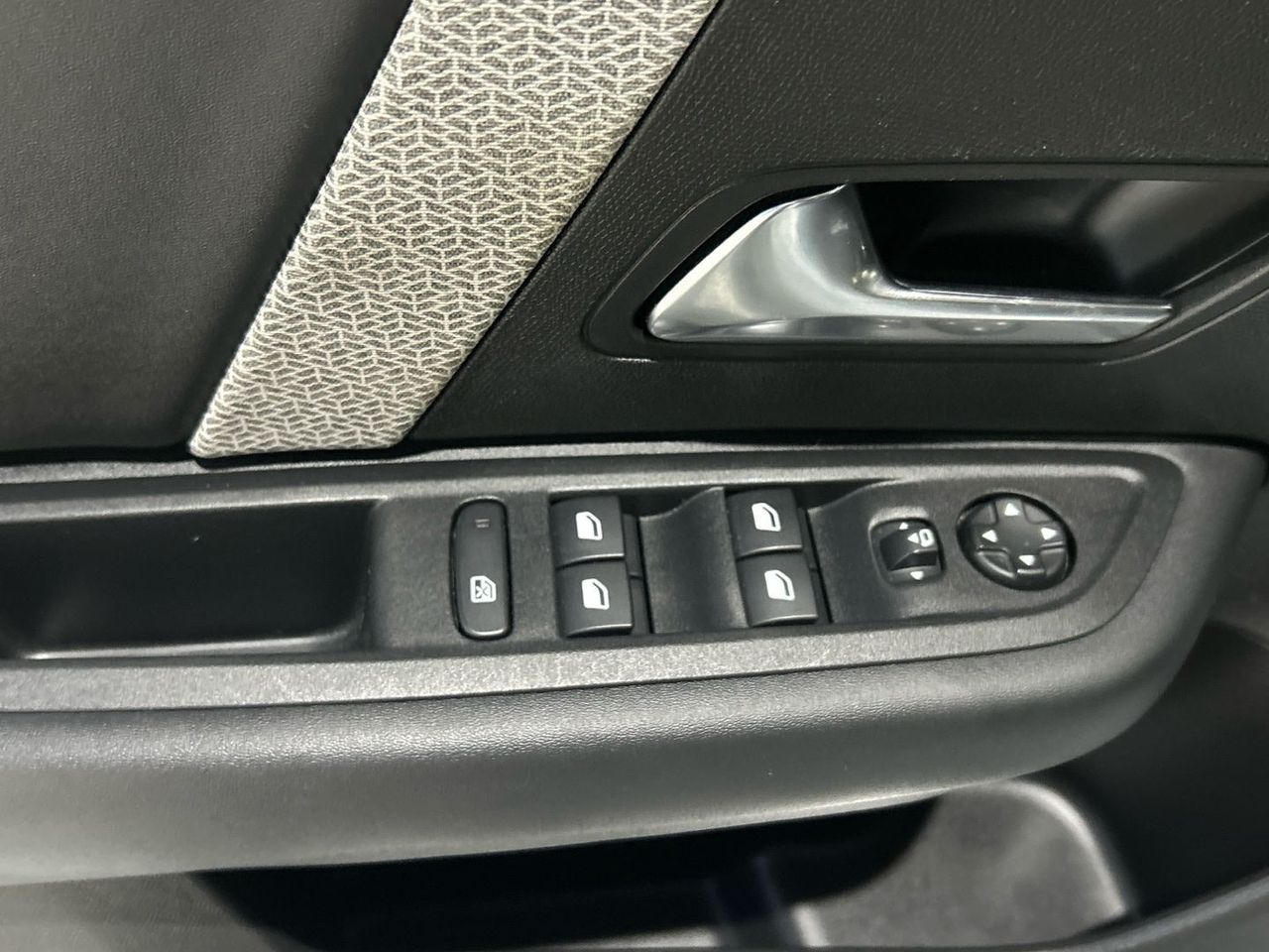 Citroën C4 BlueHDi 130 S&S Feel Pack EAT8 96 kW (130 CV) - foto 19