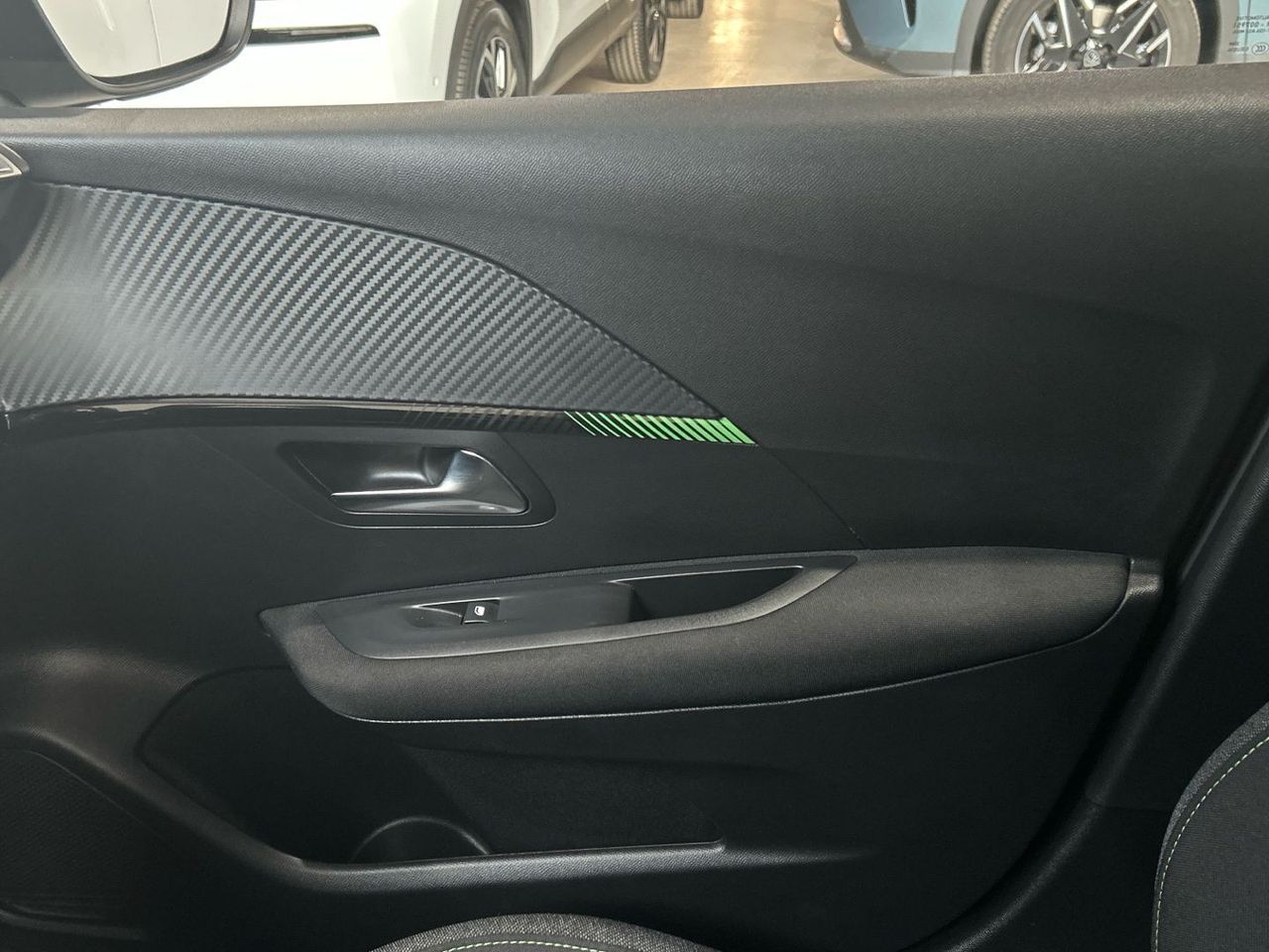 Peugeot 208 PureTech 100 Active 75 kW (100 CV) - foto 46