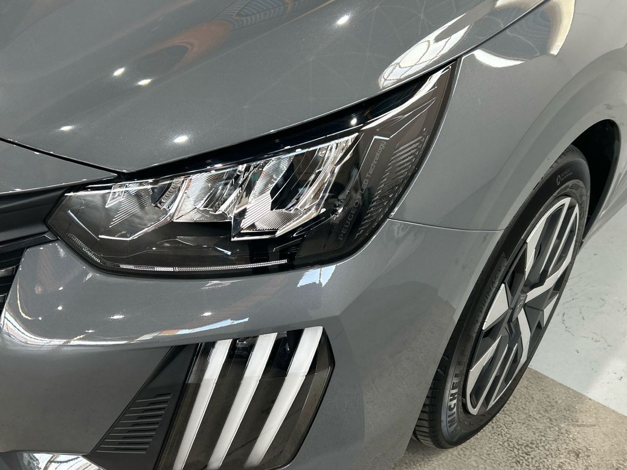 Peugeot 208 PureTech 100 Active 75 kW (100 CV) - foto 16