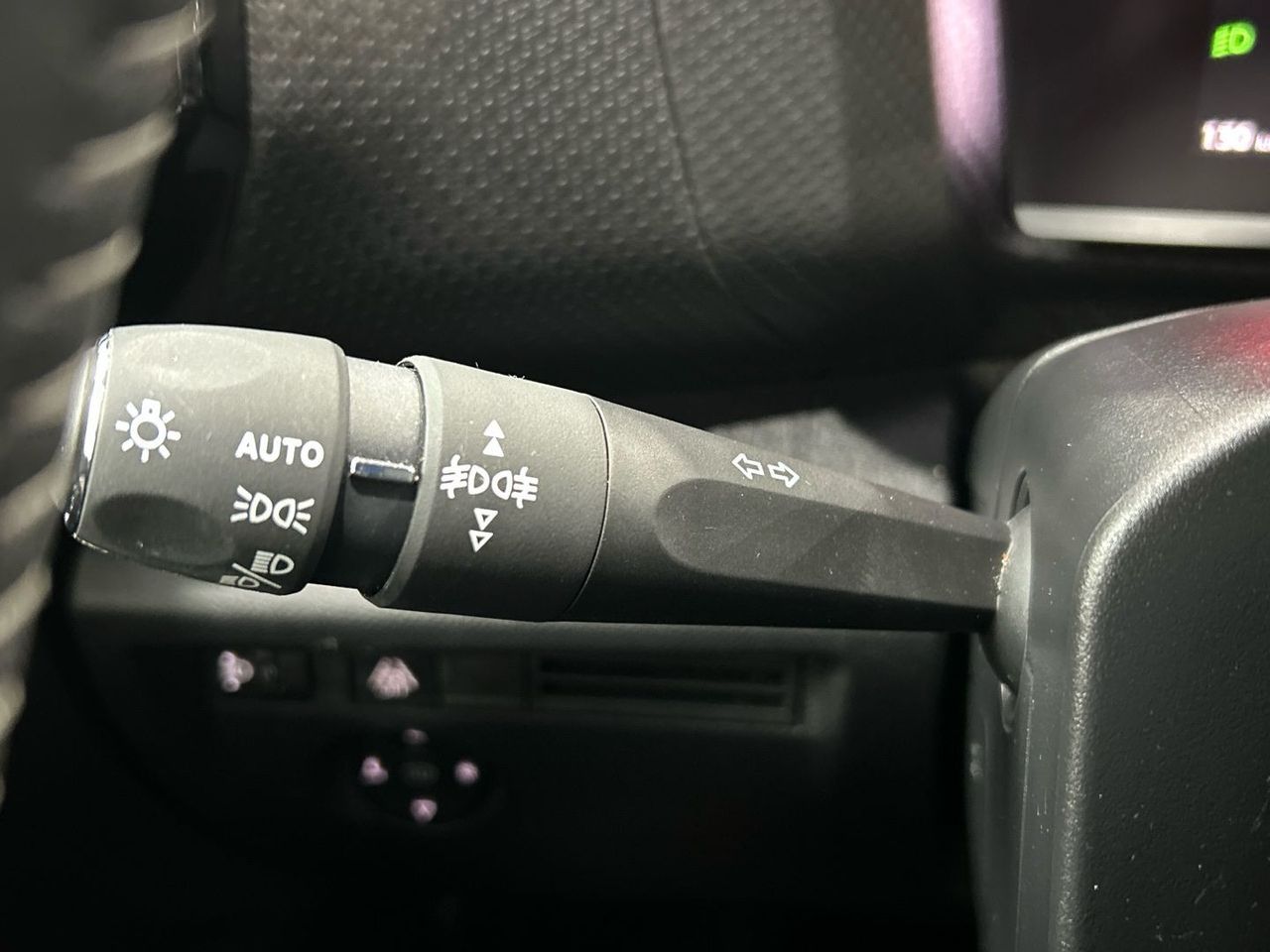 Citroën C4 PureTech 130 S&S 6v Feel Pack EAT8 96 kW (130 CV) - foto 34