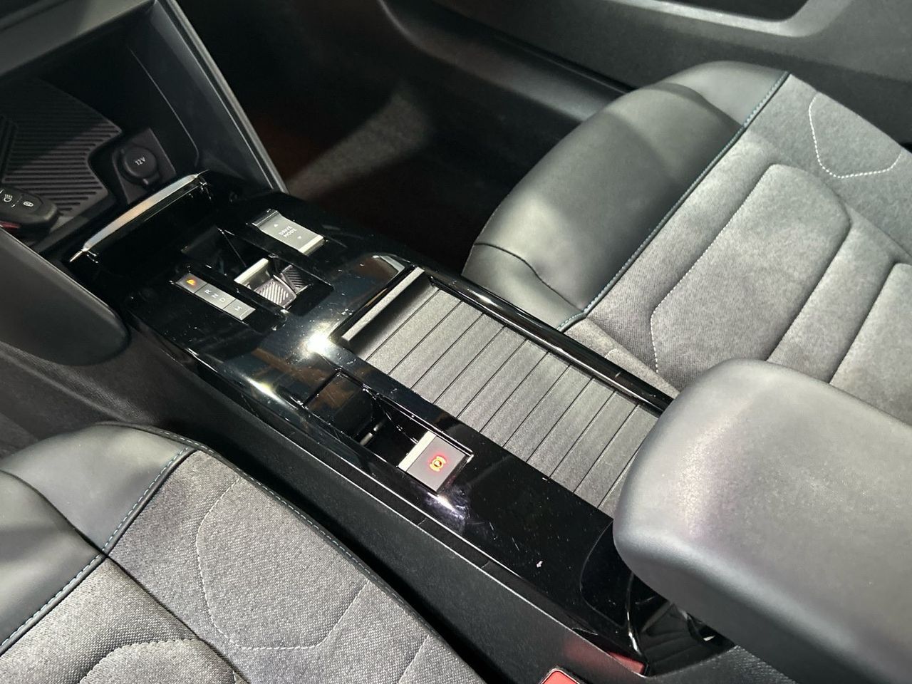 Citroën C4 PureTech 130 S&S 6v Feel Pack EAT8 96 kW (130 CV) - foto 14