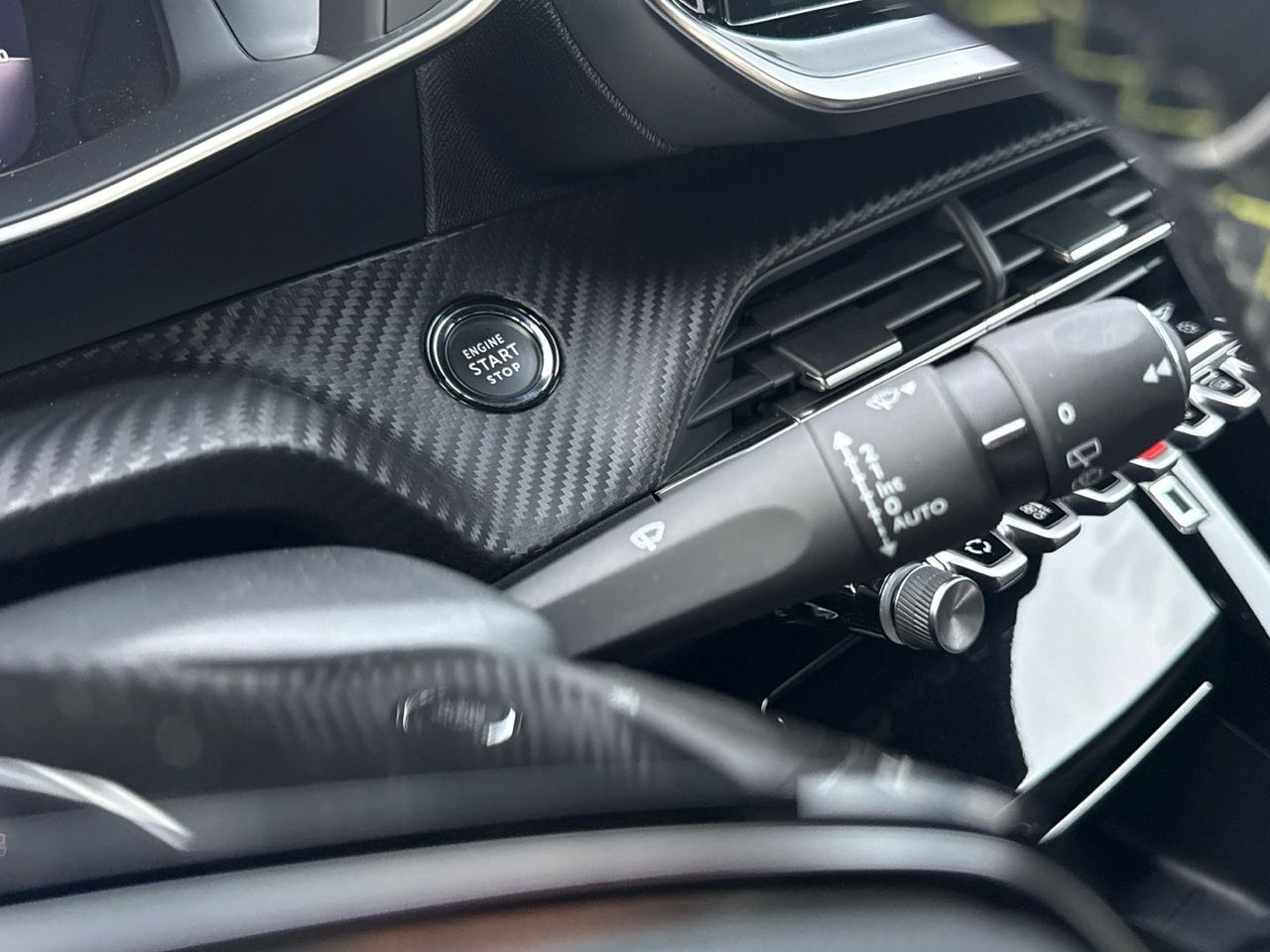 Peugeot 2008 PureTech 130 S&S GT 96 kW (130 CV) - foto 26