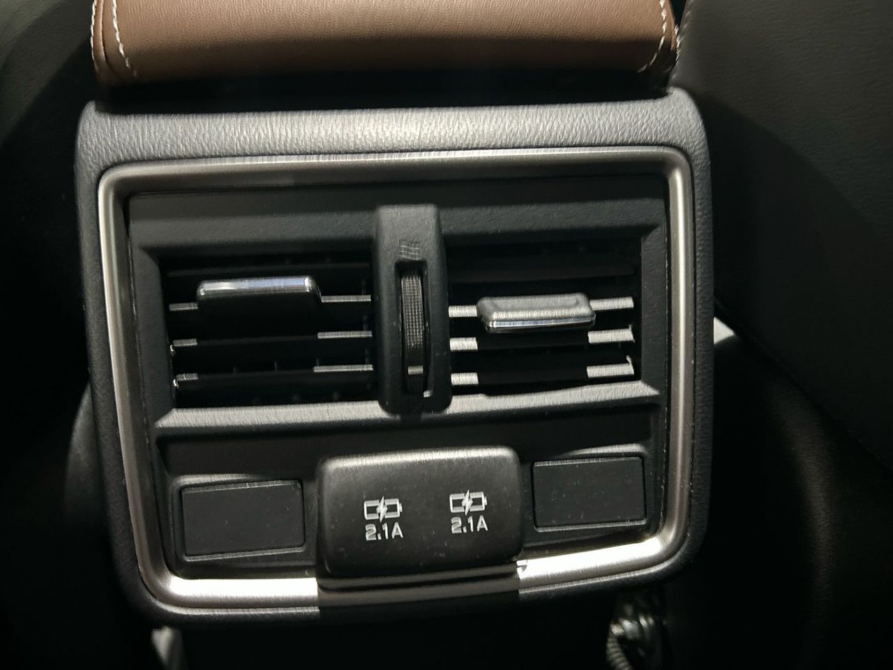 Subaru Forester 2.0i Hybrid Sport Plus CVT 110 kW (150 CV) - foto 54