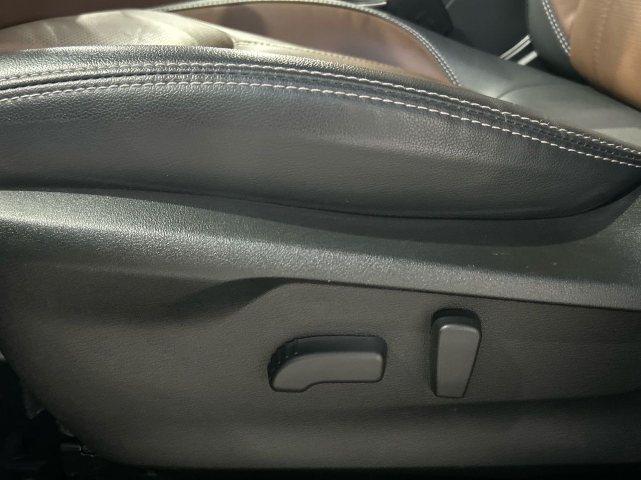 Subaru Forester 2.0i Hybrid Sport Plus CVT 110 kW (150 CV) - foto 35