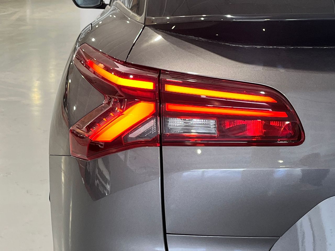 Citroën C5 X Hybrid 180 Shine e-EAT8 132 kW (180 CV) - foto 10