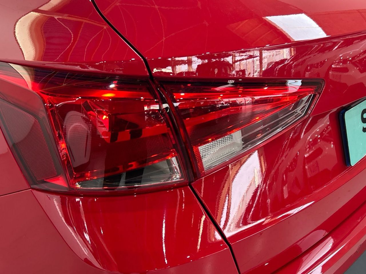 Seat Arona 1.0 TGI S&S Reference XM 66 kW (90 CV) - foto 17