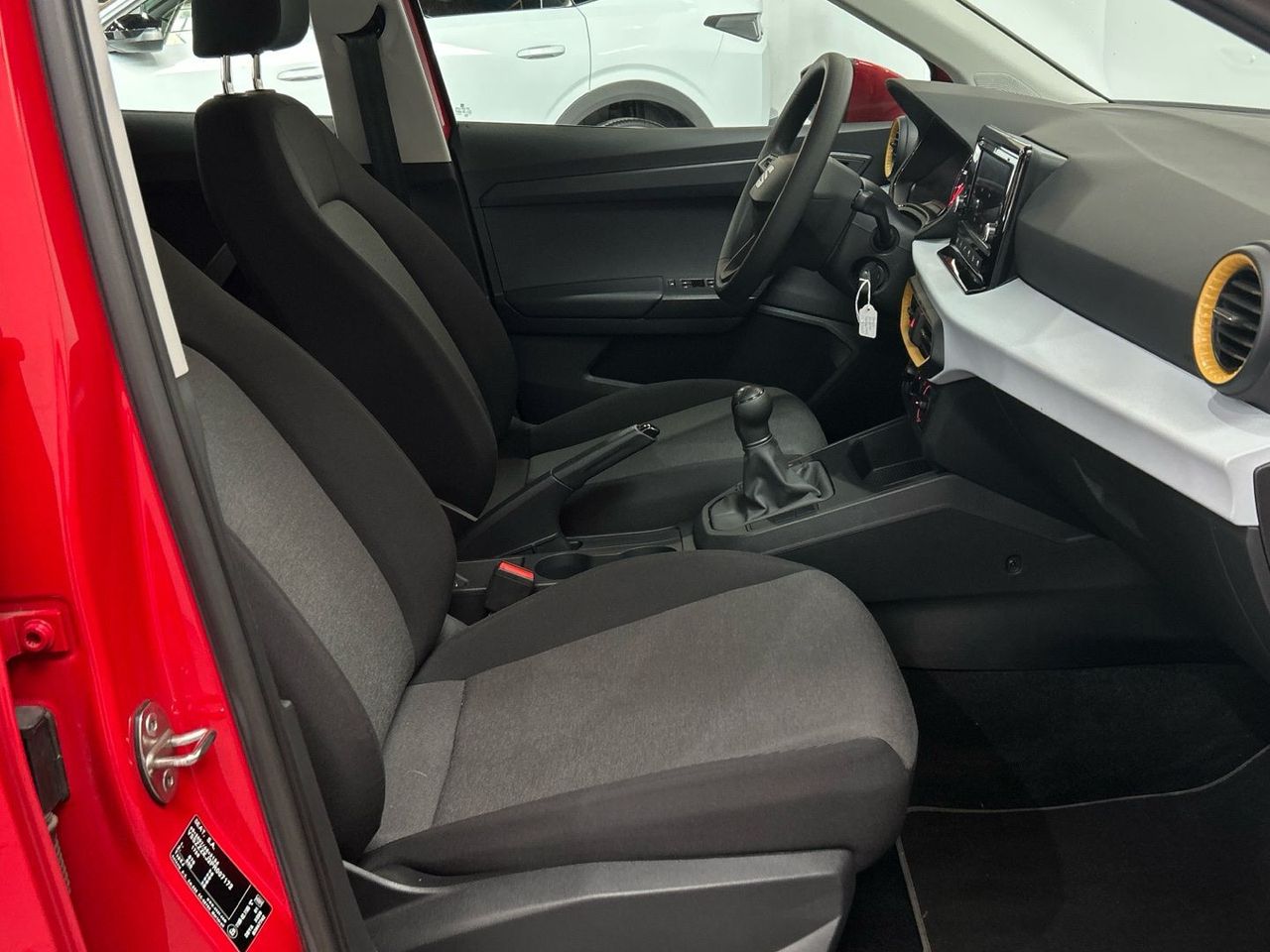 Seat Arona 1.0 TGI S&S Reference XM 66 kW (90 CV) - foto 25