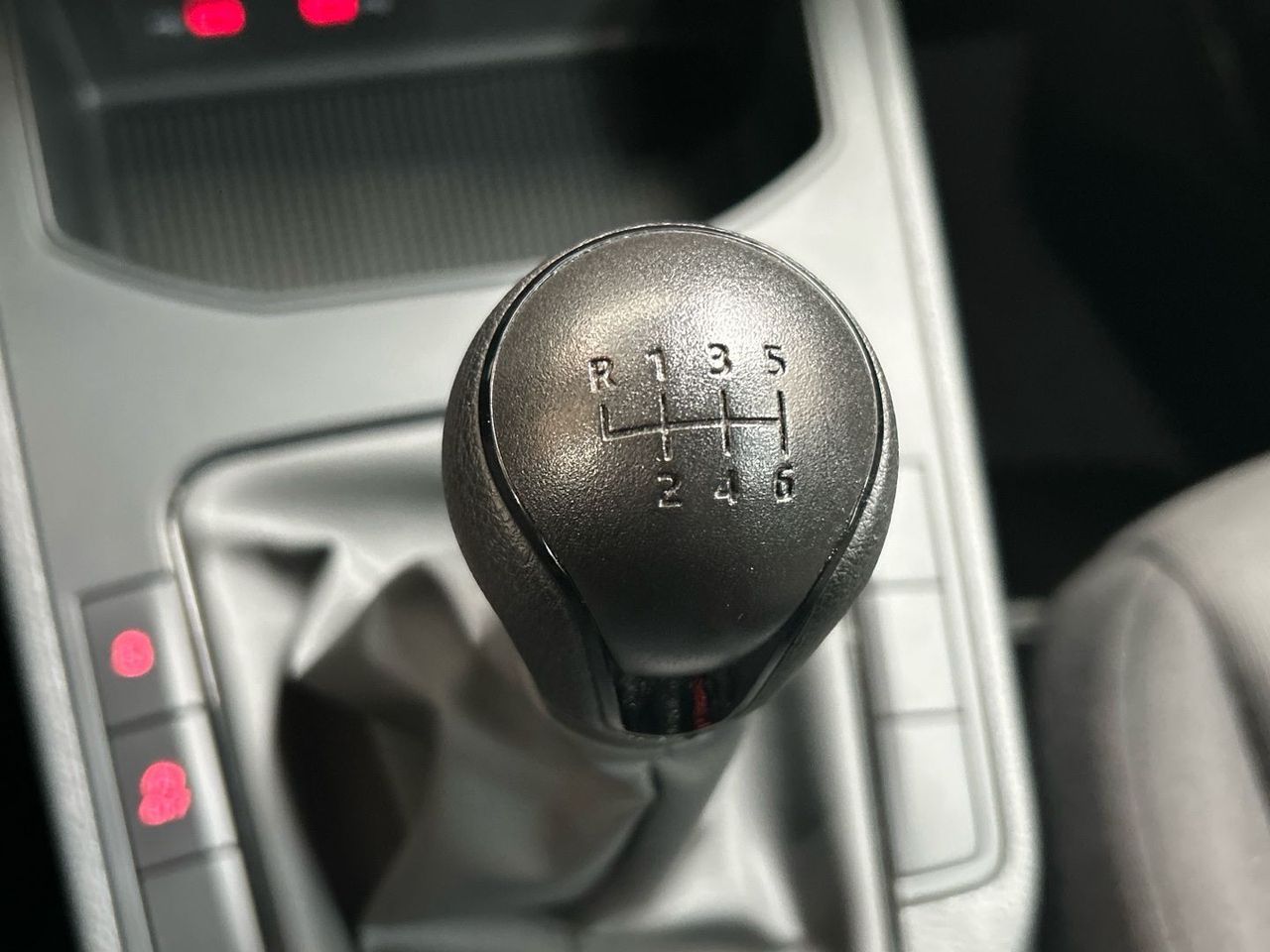 Seat Arona 1.0 TGI S&S Reference XM 66 kW (90 CV) - foto 37