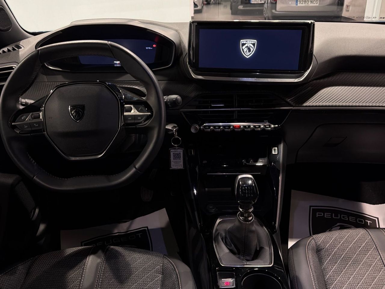 Peugeot 2008 PureTech 100 S&S Allure 75 kW (100 CV) - foto 8