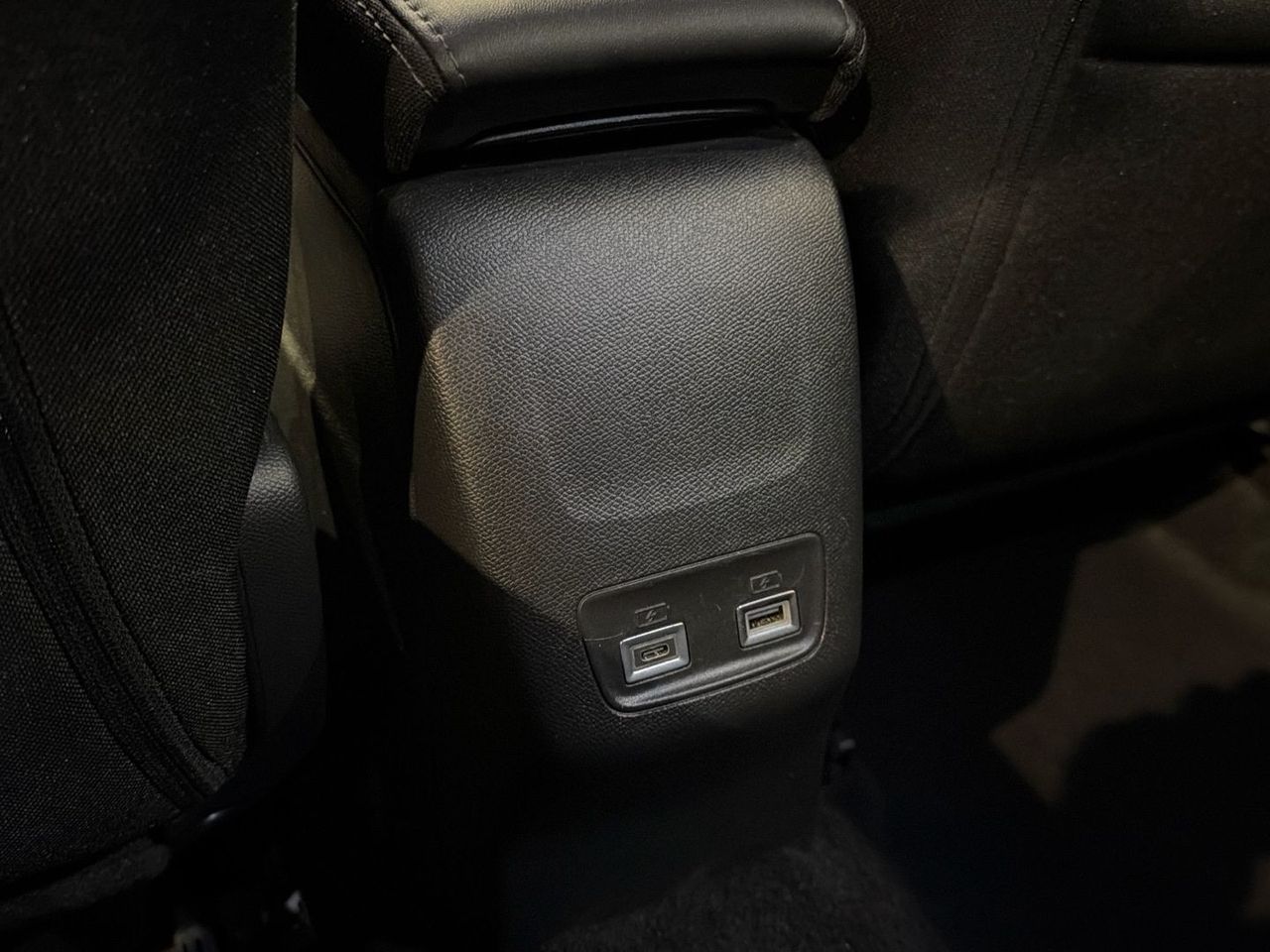 Peugeot 2008 PureTech 100 S&S Allure 75 kW (100 CV) - foto 24