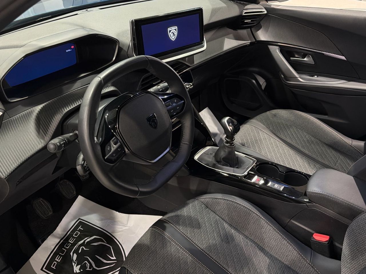 Peugeot 2008 PureTech 100 S&S Allure 75 kW (100 CV) - foto 21