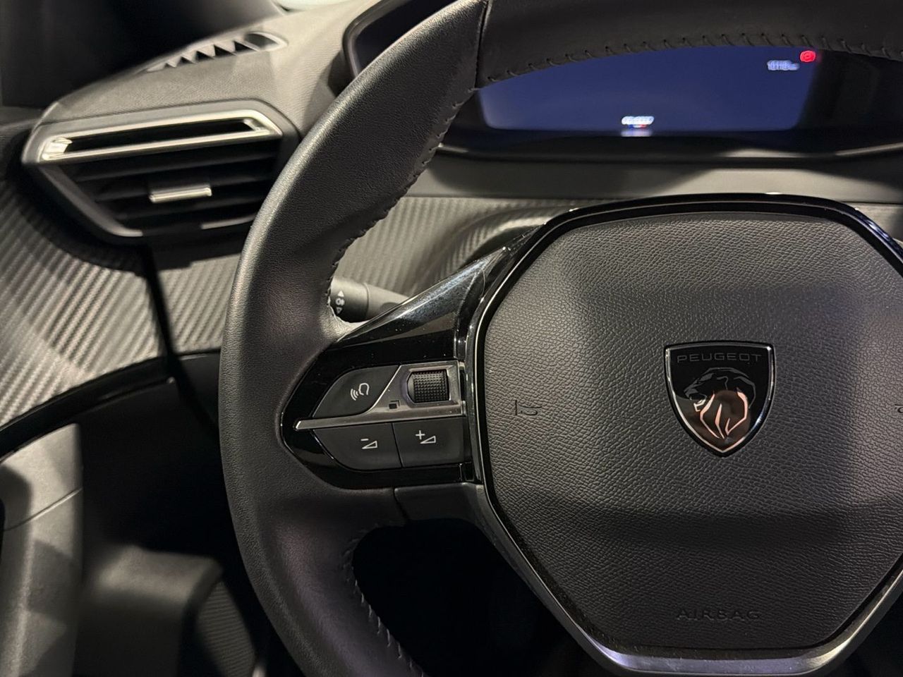 Peugeot 2008 PureTech 100 S&S Allure 75 kW (100 CV) - foto 20