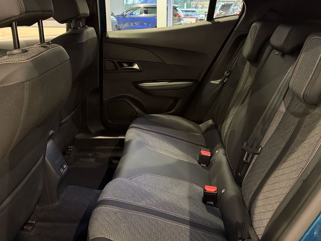 Peugeot 2008 PureTech 100 S&S Allure 75 kW (100 CV) - foto 12