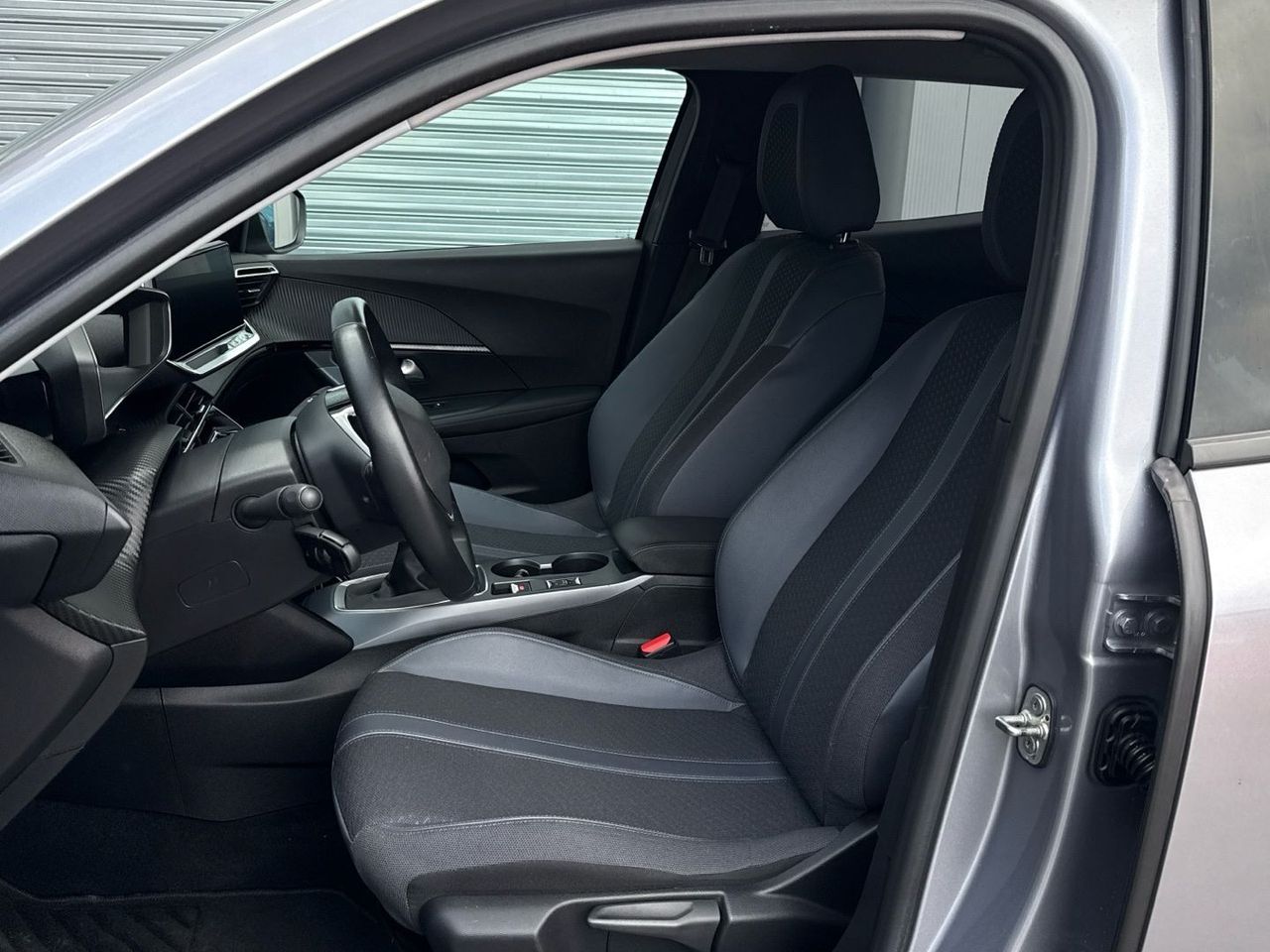 Peugeot 2008 PureTech 130 S&S Allure 96 kW (130 CV) - foto 11