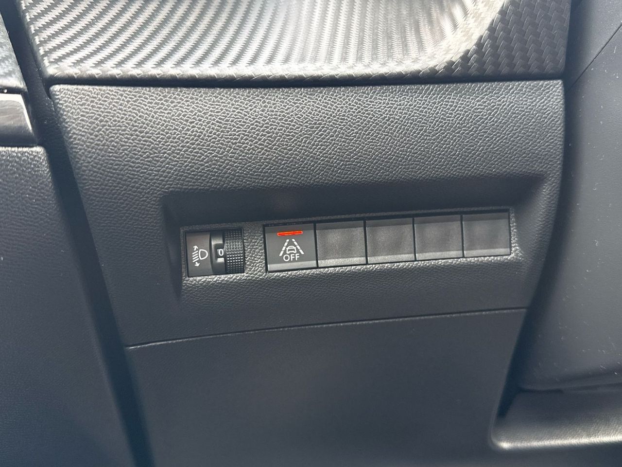 Peugeot 2008 PureTech 130 S&S Allure 96 kW (130 CV) - foto 35