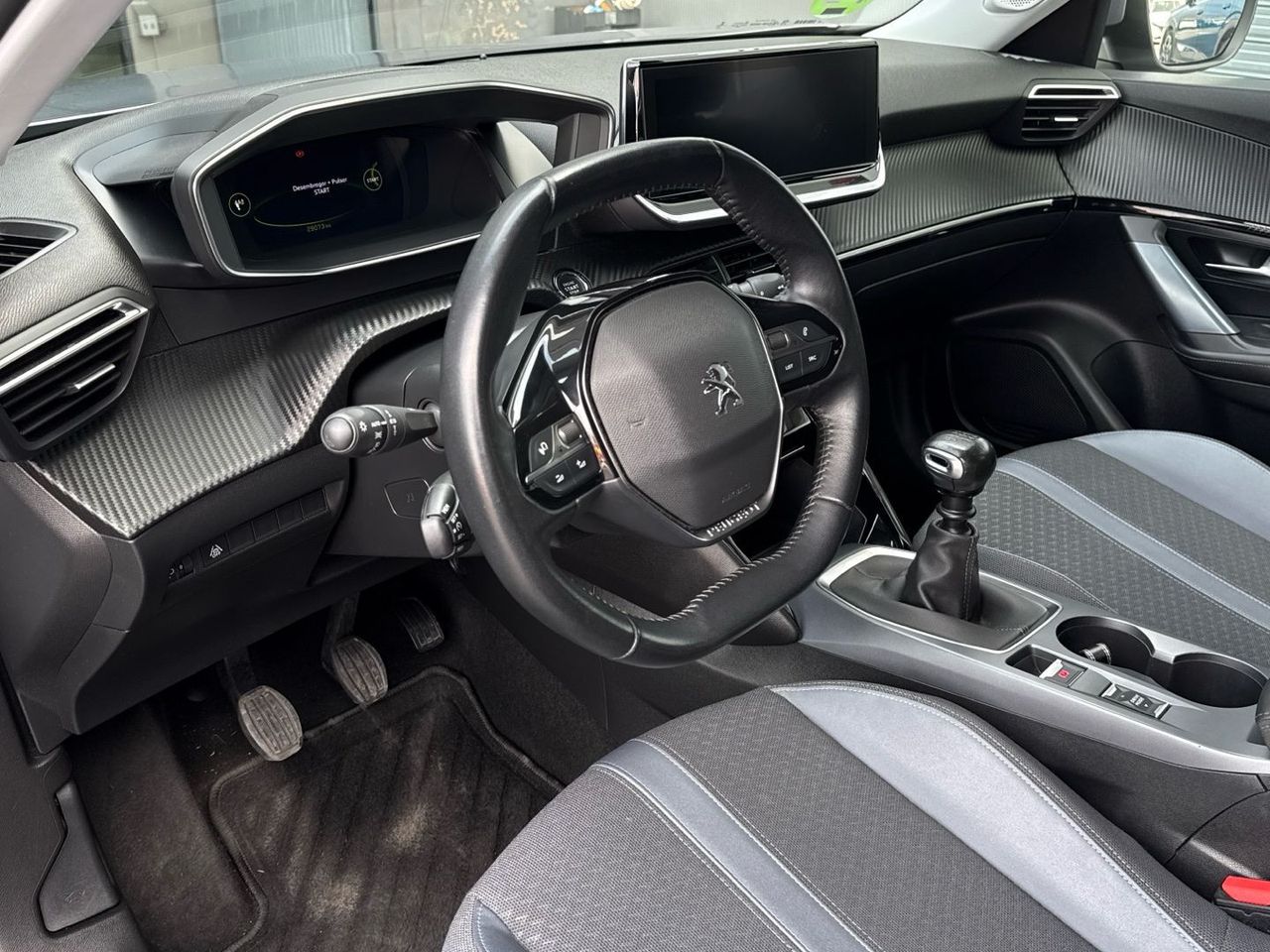 Peugeot 2008 PureTech 130 S&S Allure 96 kW (130 CV) - foto 21