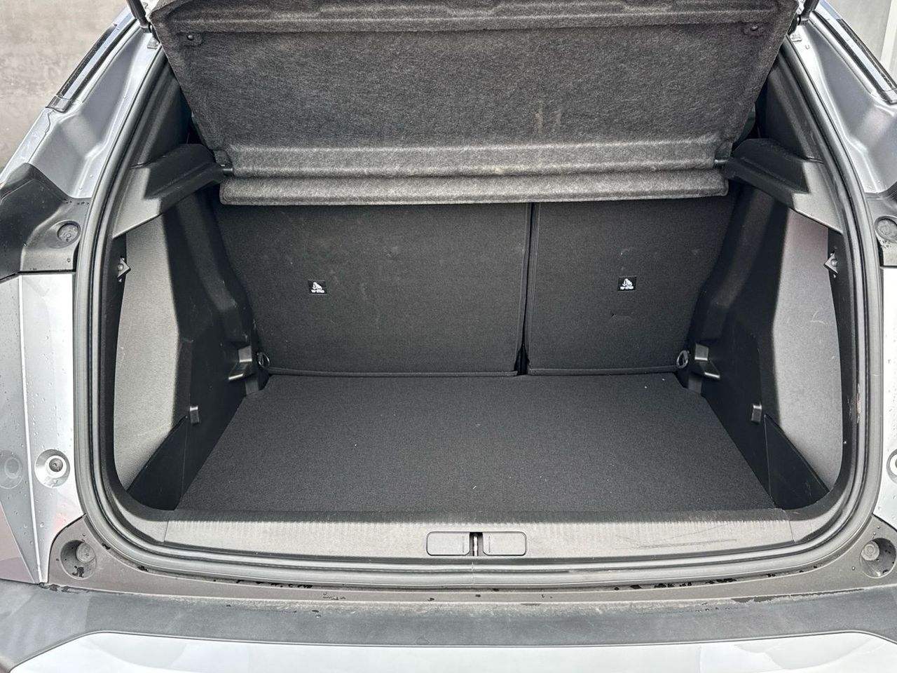 Peugeot 2008 PureTech 130 S&S Allure 96 kW (130 CV) - foto 6