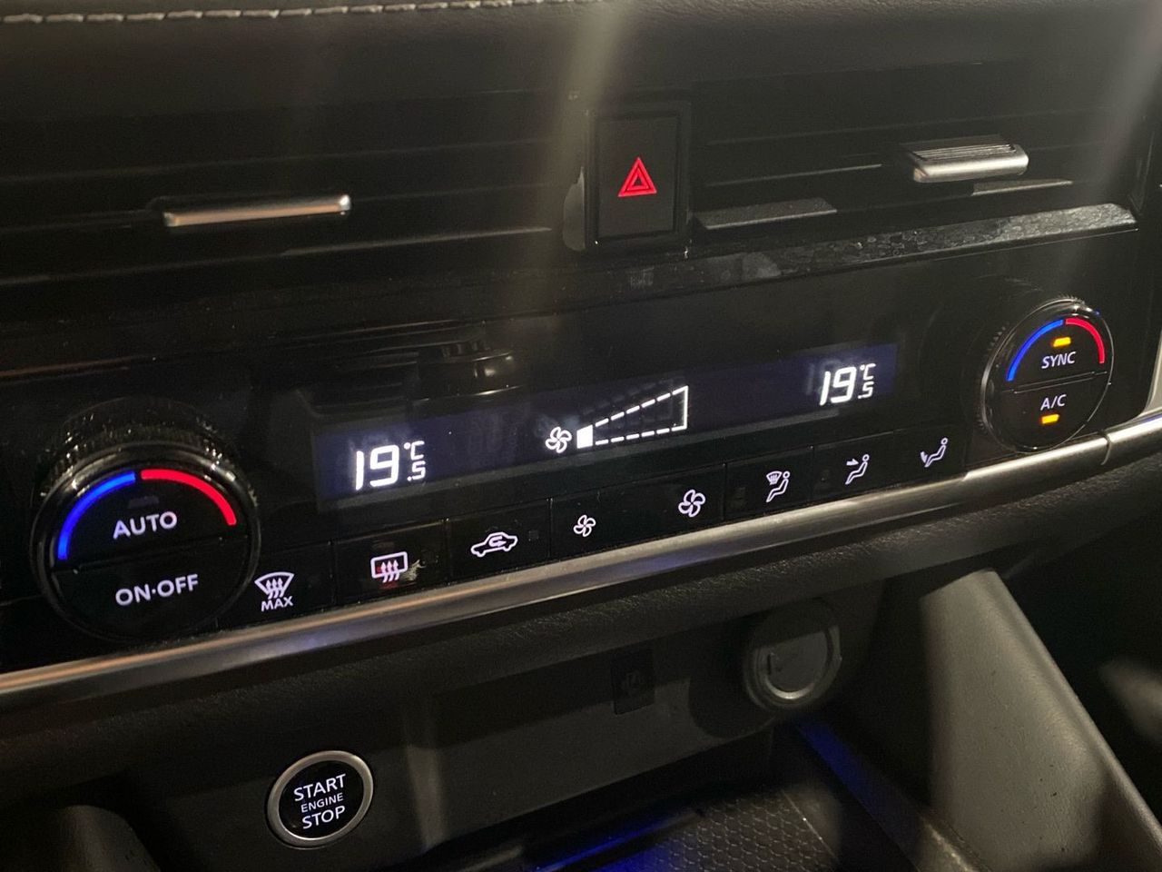 Nissan Qashqai DIG-T 140 N-Connecta 103 kW (140 CV) - foto 27