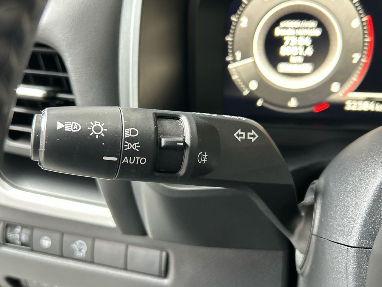 Nissan Qashqai DIG-T 140 N-Connecta 103 kW (140 CV) - foto 36