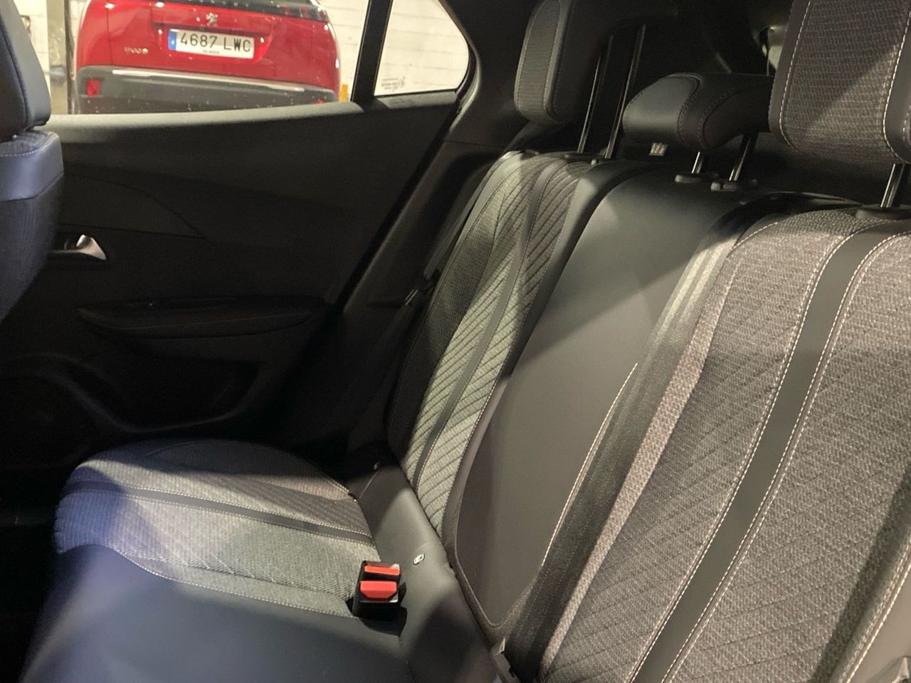 Peugeot 2008 PureTech 100 S&S Allure 75 kW (100 CV) - foto 12