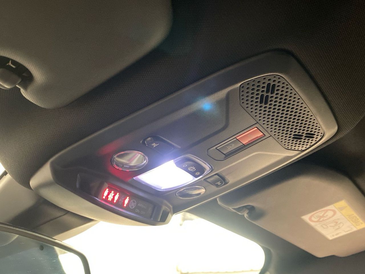 Peugeot 2008 PureTech 100 S&S Allure 75 kW (100 CV) - foto 18