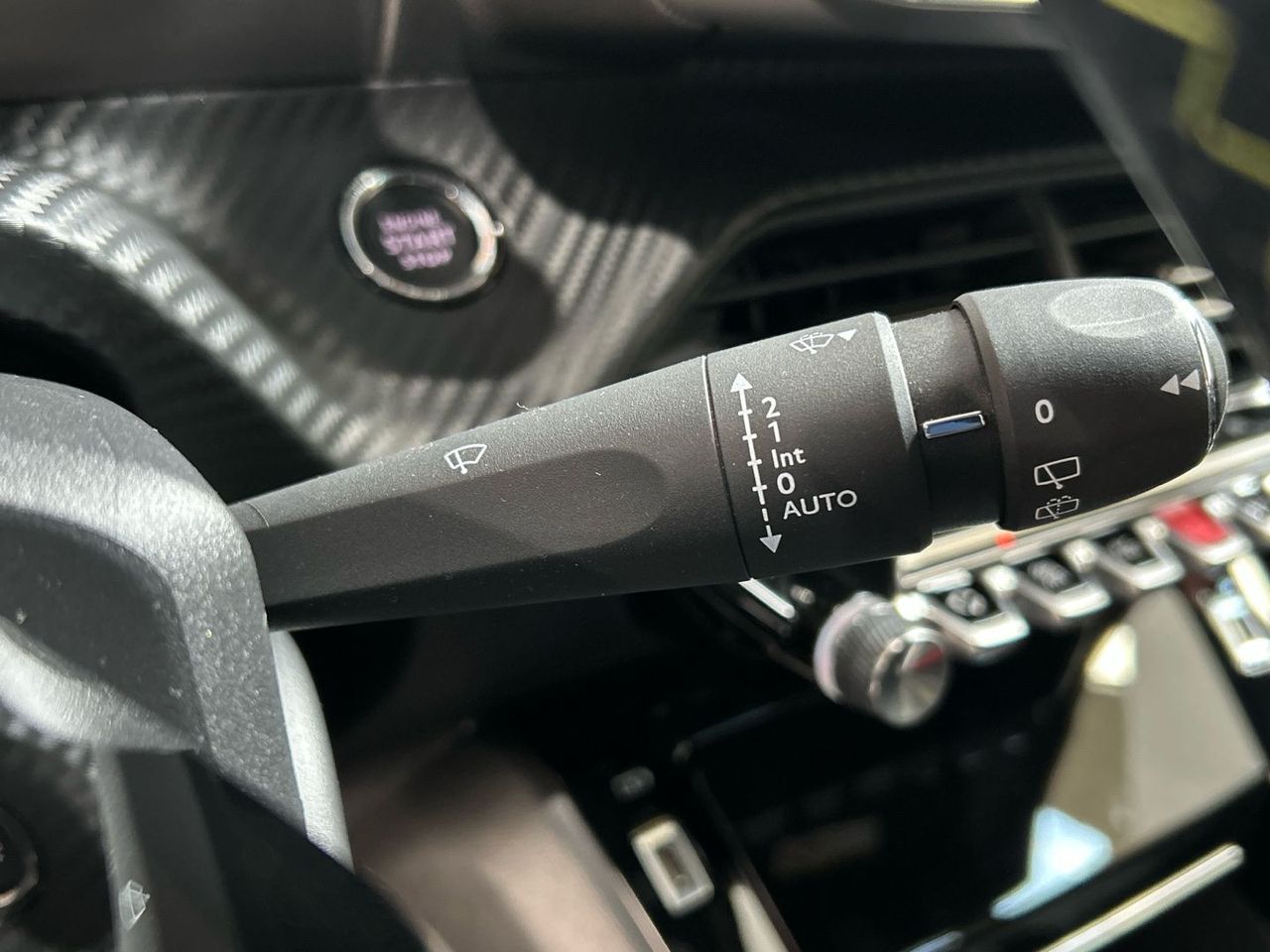 Peugeot 208 Eléctrico GT 100 kW (136 CV) - foto 39