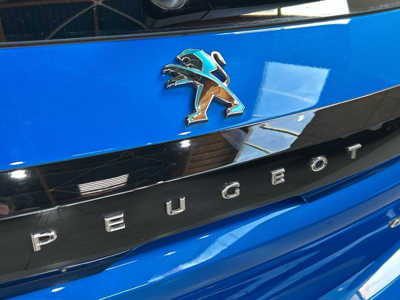 Peugeot 208 Eléctrico GT 100 kW (136 CV) - foto 28