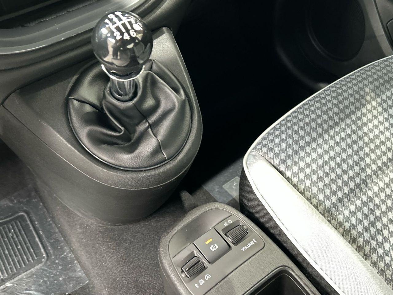 Fiat 500 1.0 Hybrid Torino 48 kW (65 CV) - foto 14