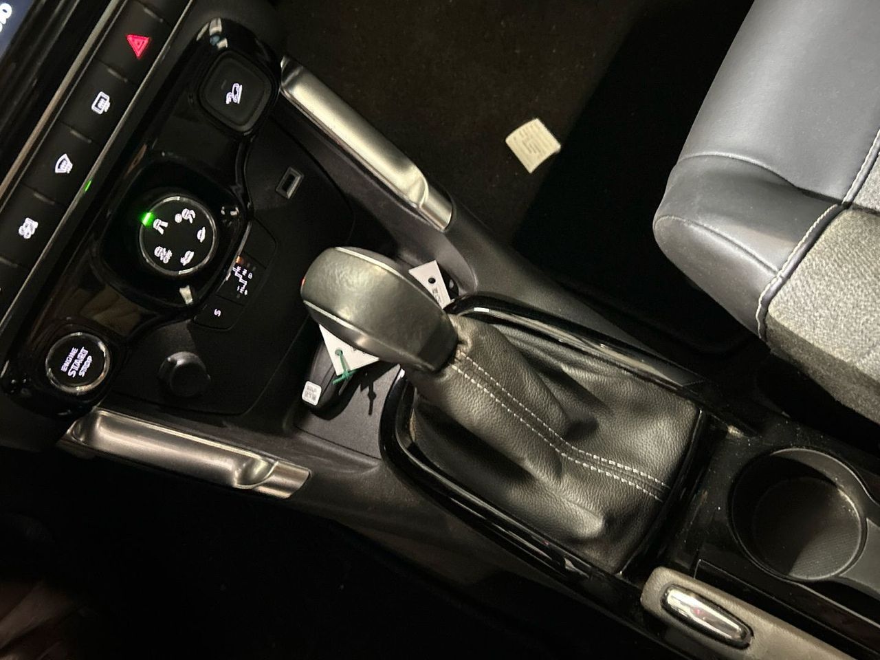 Citroën C3 Aircross PureTech 130 S&S Shine EAT6 96 kW (131 C - foto 14