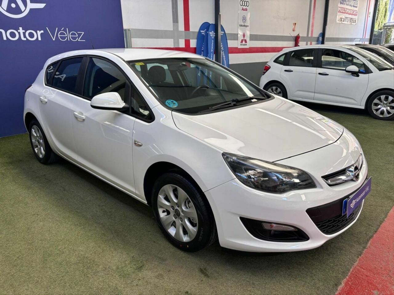 Foto opel astra 2016 /