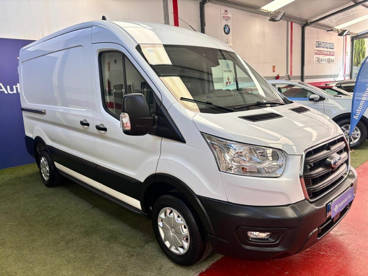Foto ford transit 2021 /