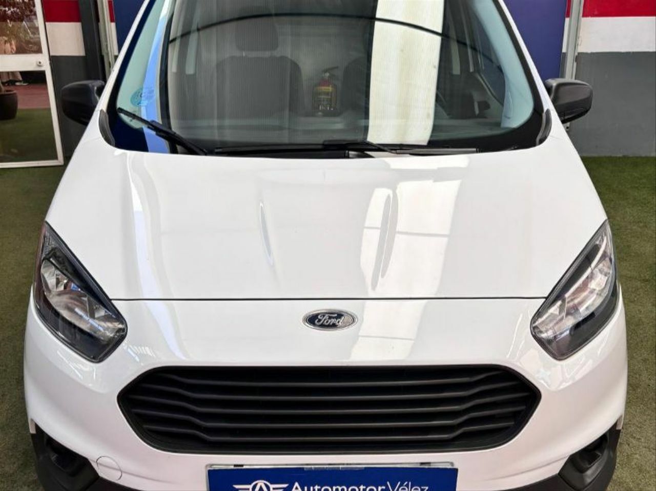 ford transit courier 2019 / foto grande (2)