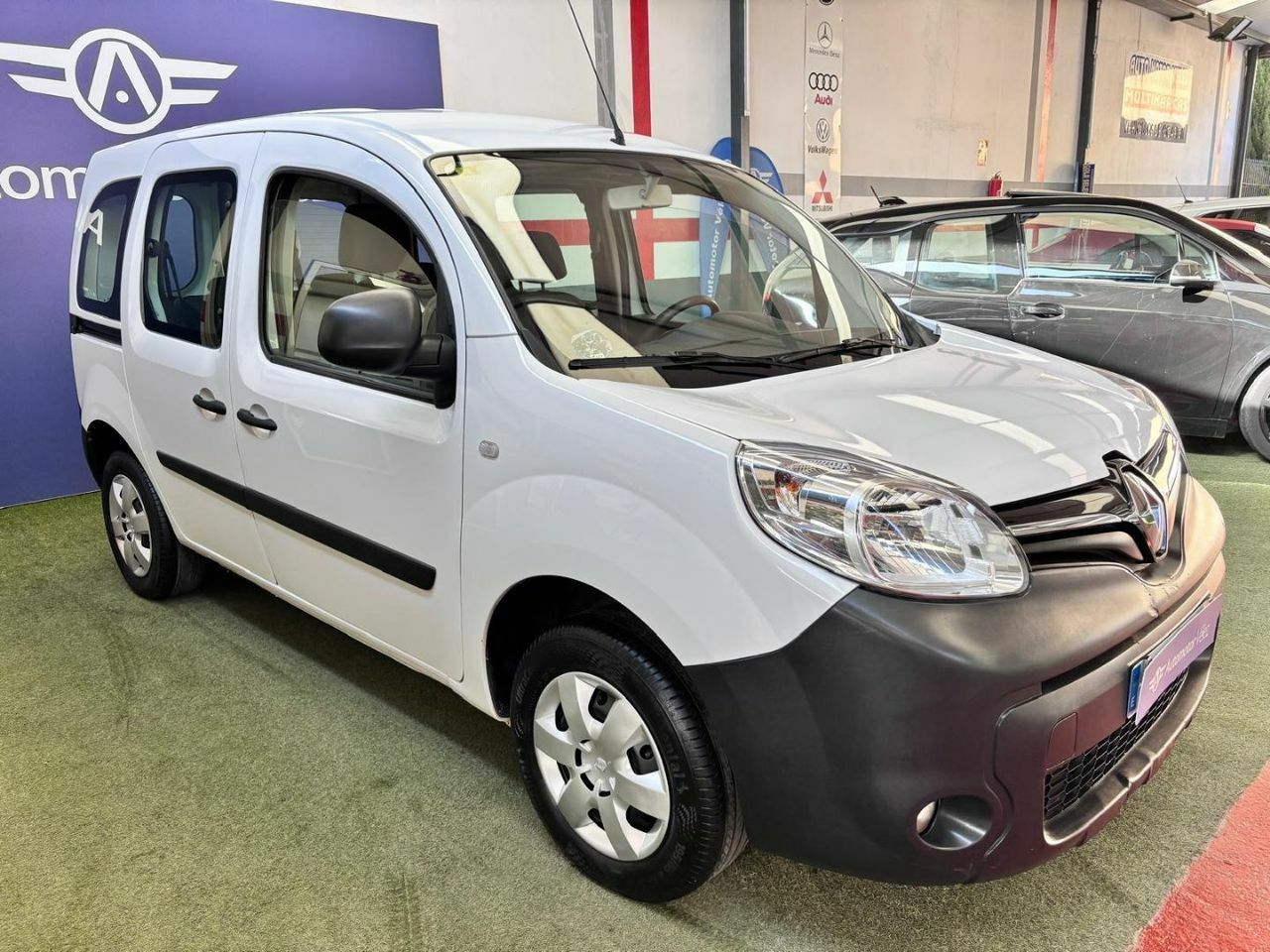 renault kangoo combi 2019 /