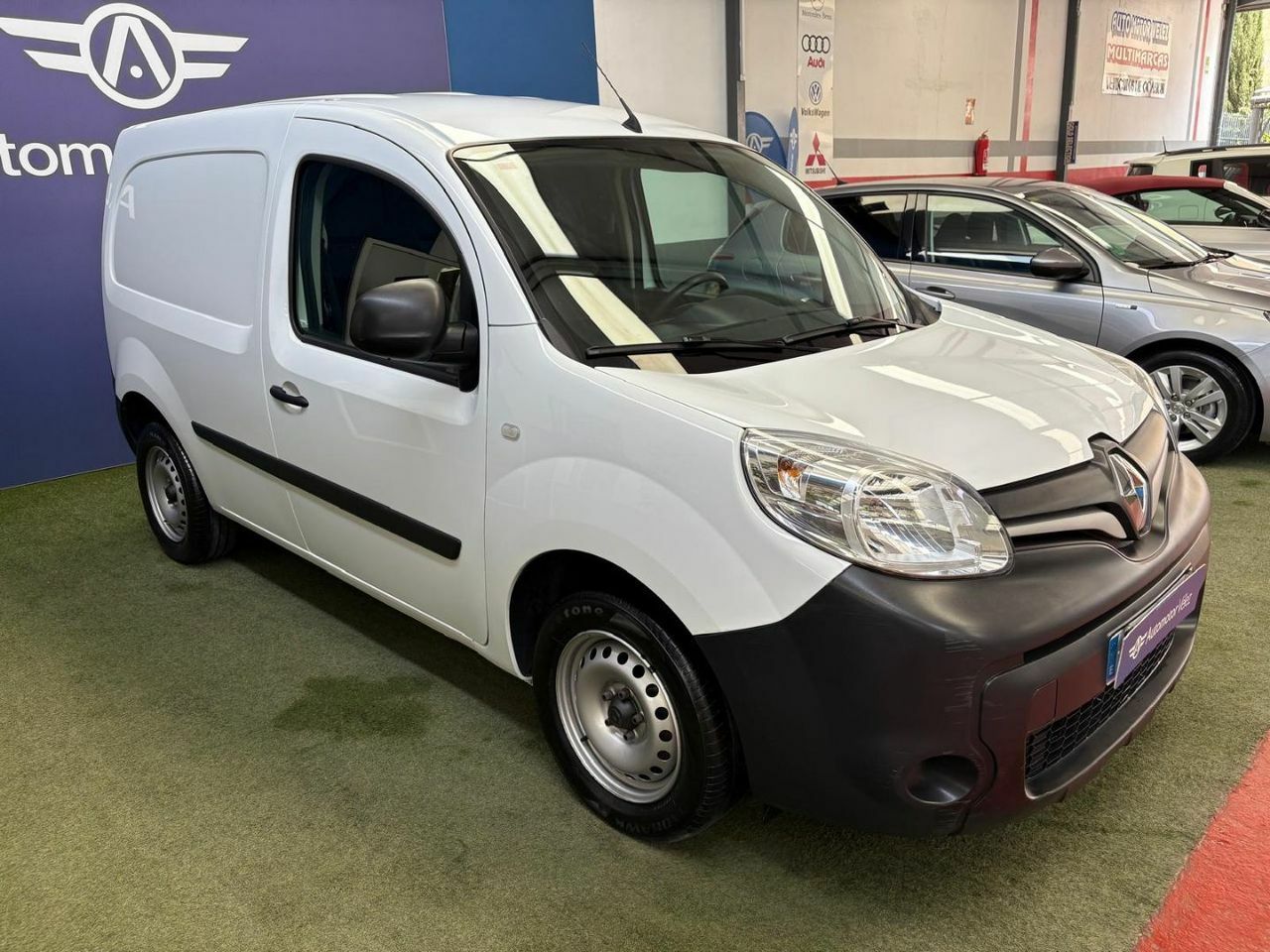 renault kangoo 2021 /