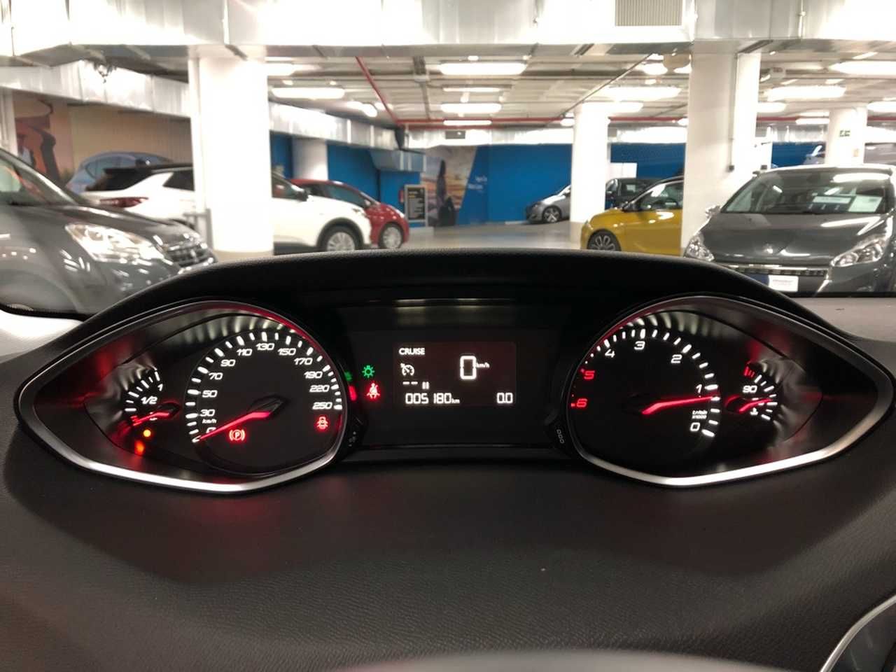 peugeot 308 2017 / foto grande (2)